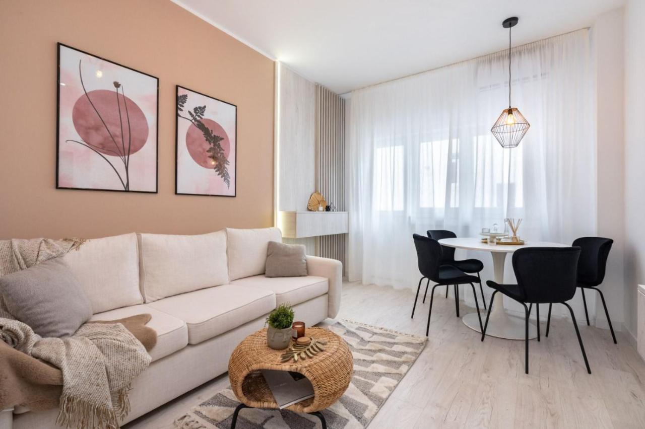 Victoria Charm Apartment Bucureşti Exterior foto